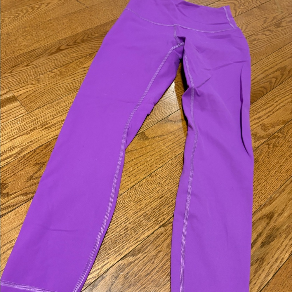 Vibrant Purple LuLuLemon Leggings